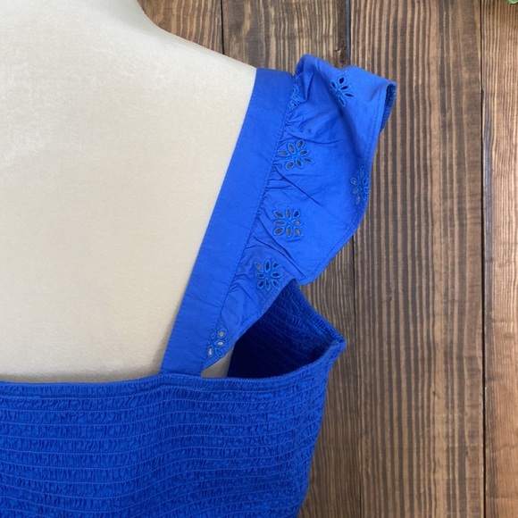 Fitted Ruffle-Trim Smocked Cropped Top for Women - Picture 8 of 8